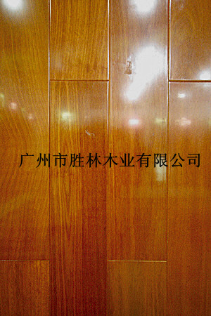 天然实木地板：金刚柚