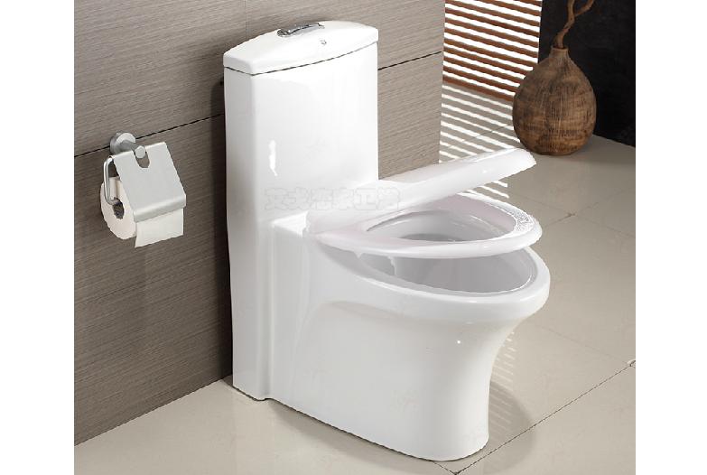 艾戈恋家品牌马桶  抽水马桶3052