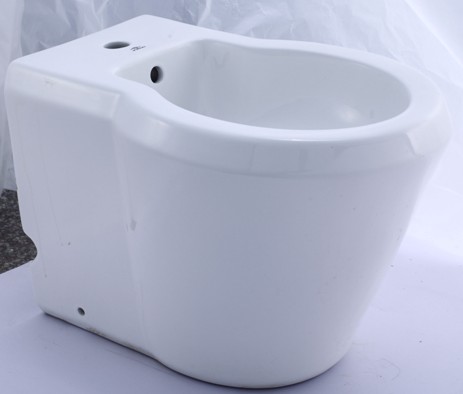 卫生洁具:妇洗器